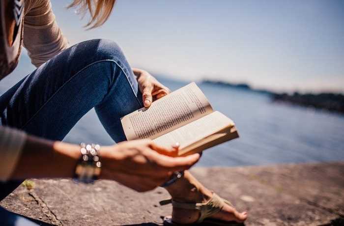 Βιβλίο γυρισμένο προς έναν θεό- ΦΡΑΝΘΙΣΚΟ ΛΕΟΝ