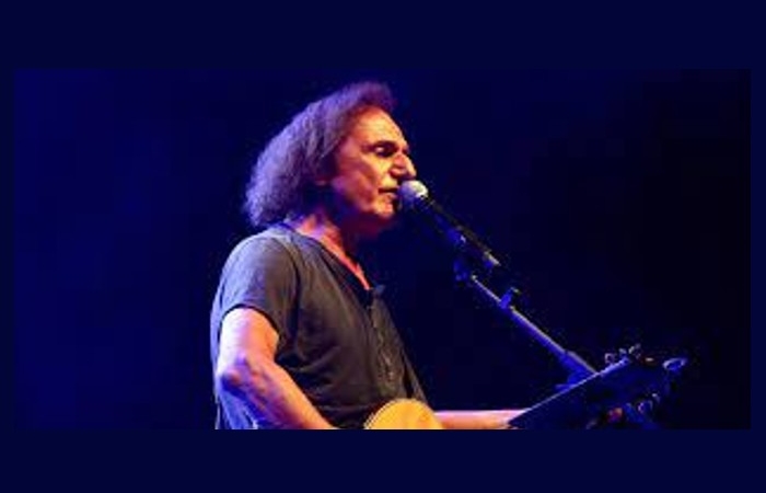 Πέντε ντουέτα του Βασίλη Παπακωνσταντίνου